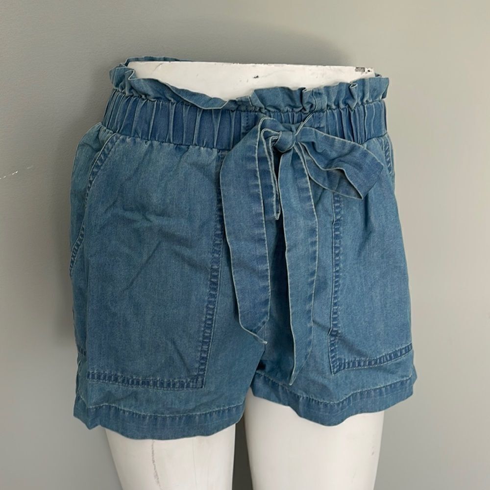 Design Lab High waisted shorts NEW